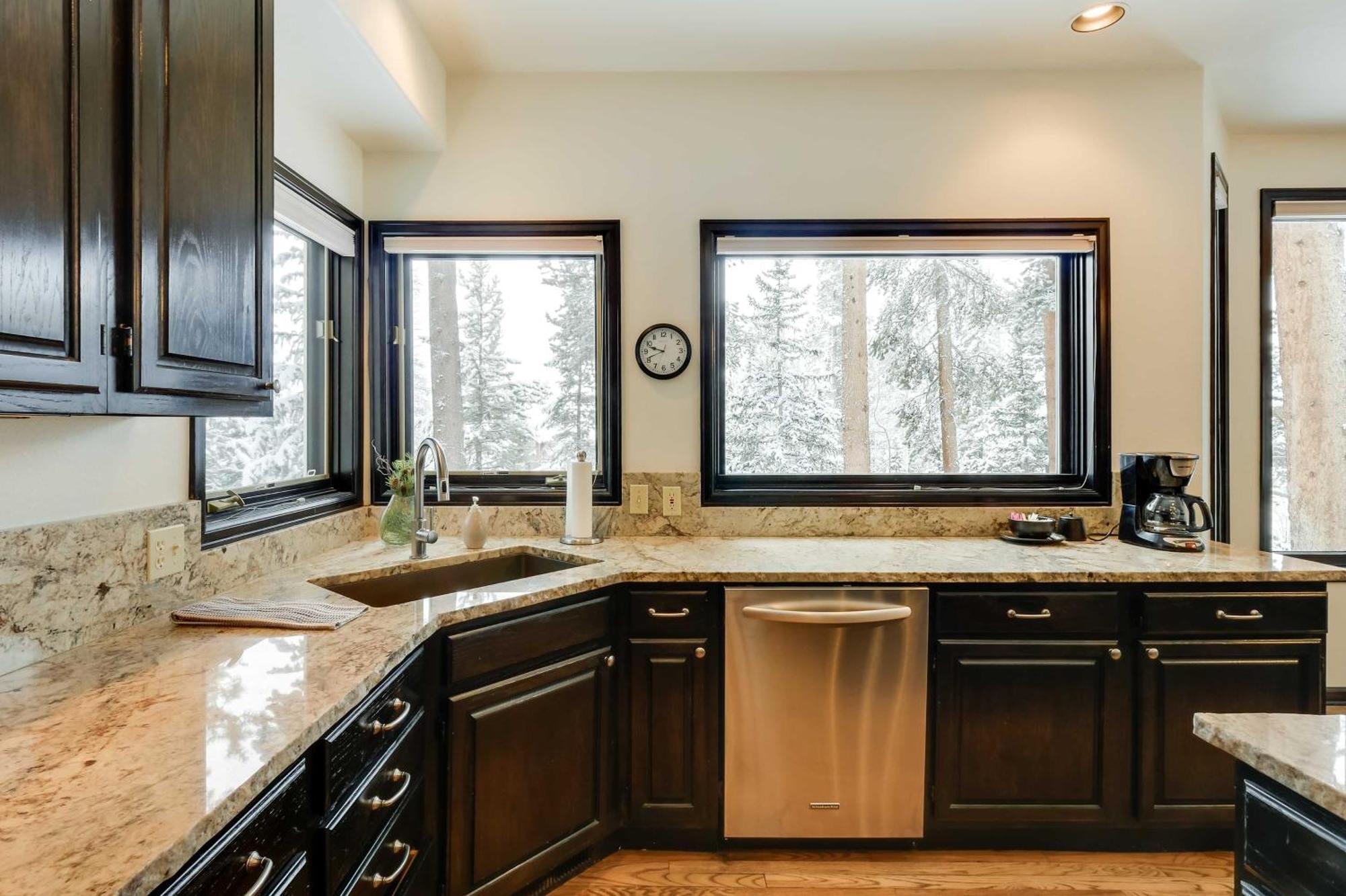 Idyllic Forested Breck Home Hot Tub And Ski Shuttle Breckenridge Ngoại thất bức ảnh